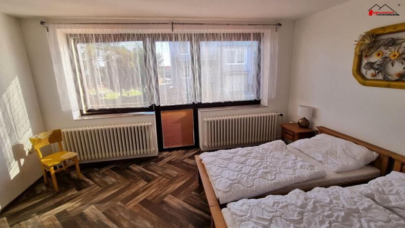 Pronájem rodinného domu, Kostice, Sadová, 135 m2