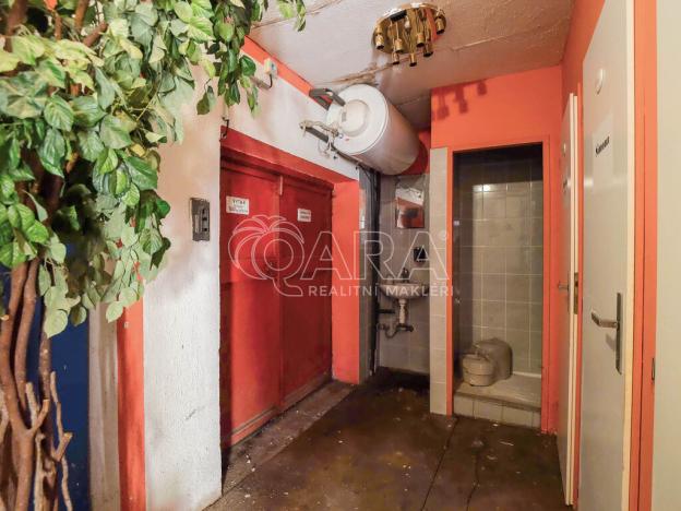 Prodej komerční nemovitosti, Liteň, 3293 m2