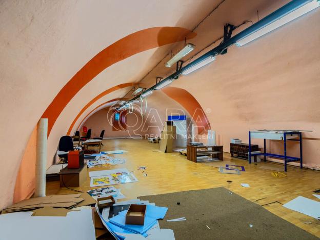 Prodej komerční nemovitosti, Liteň, 3293 m2