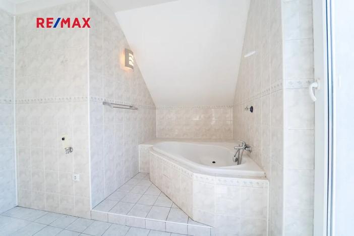 Prodej rodinného domu, Dolní Bousov, Lomená, 143 m2