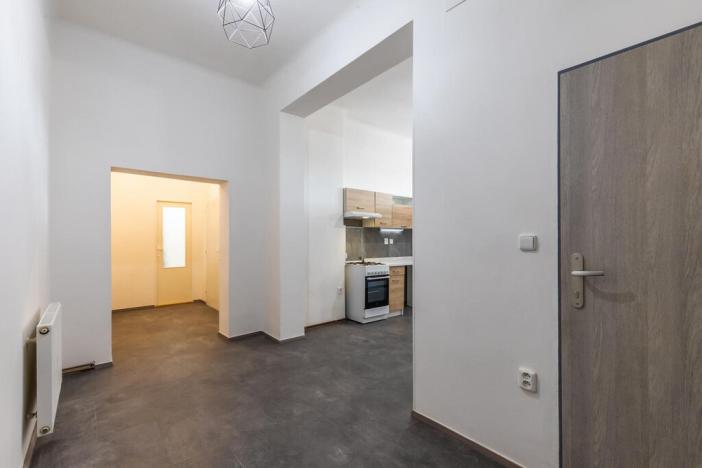 Prodej bytu 2+1, Liberec - Liberec III-Jeřáb, 1. máje, 77 m2