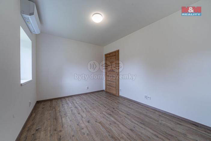 Prodej rodinného domu, Uničov - Benkov, 600 m2