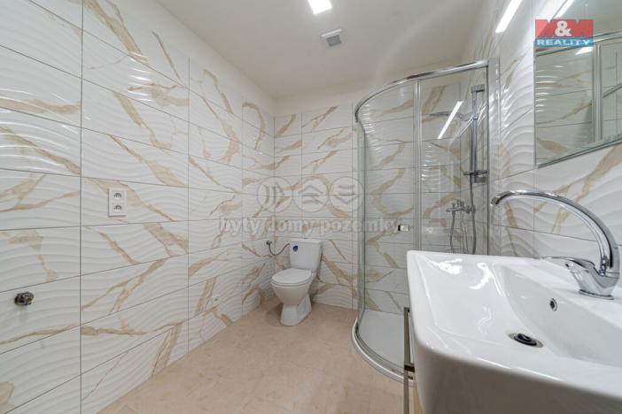 Prodej rodinného domu, Uničov - Benkov, 600 m2