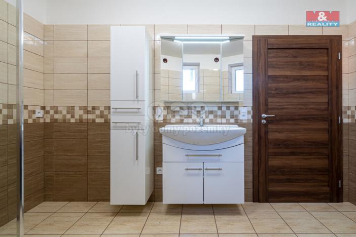 Prodej rodinného domu, Uničov - Benkov, 600 m2