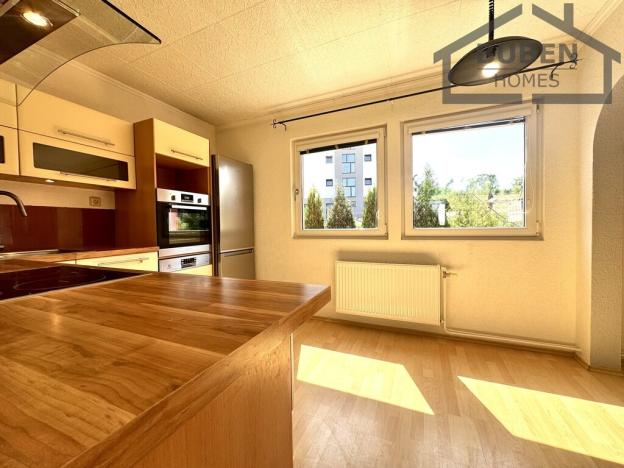 Prodej bytu 3+1, Tachov, Sládkova, 82 m2