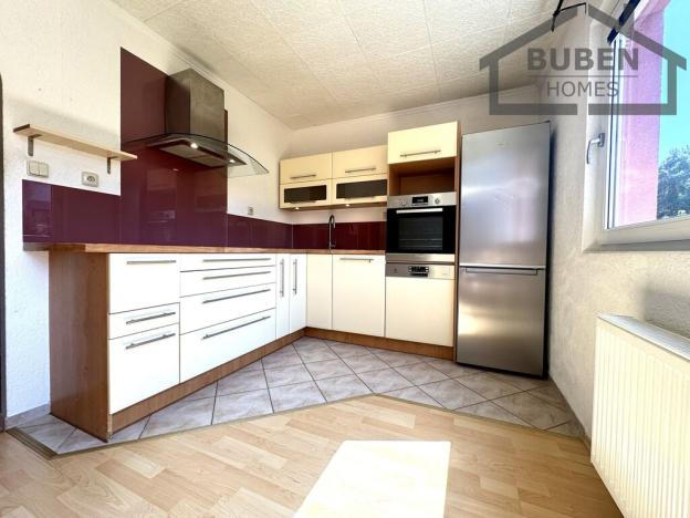 Prodej bytu 3+1, Tachov, Sládkova, 82 m2