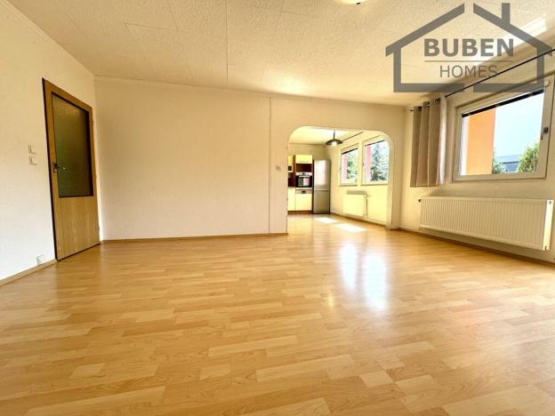 Prodej bytu 3+1, Tachov, Sládkova, 82 m2