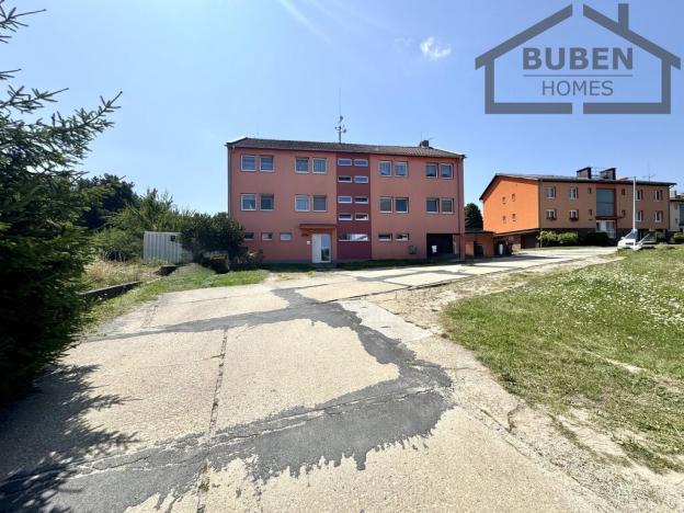 Prodej bytu 3+1, Tachov, Sládkova, 82 m2