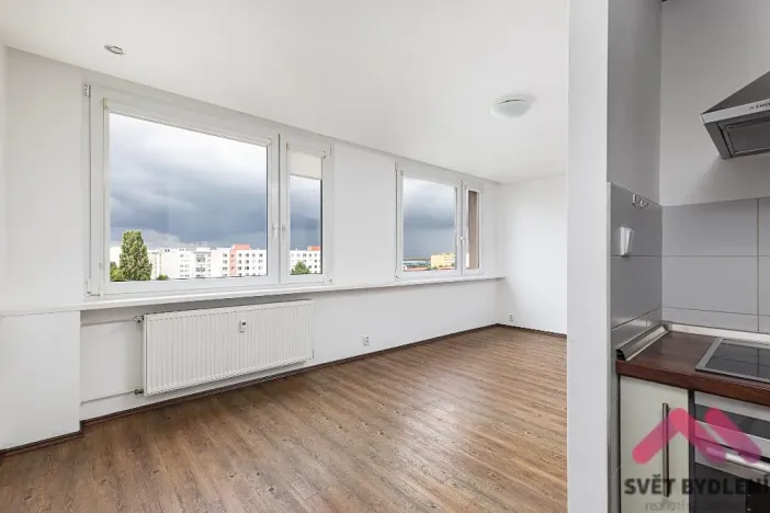 Prodej bytu 1+kk, Praha - Řepy, Bazovského, 35 m2