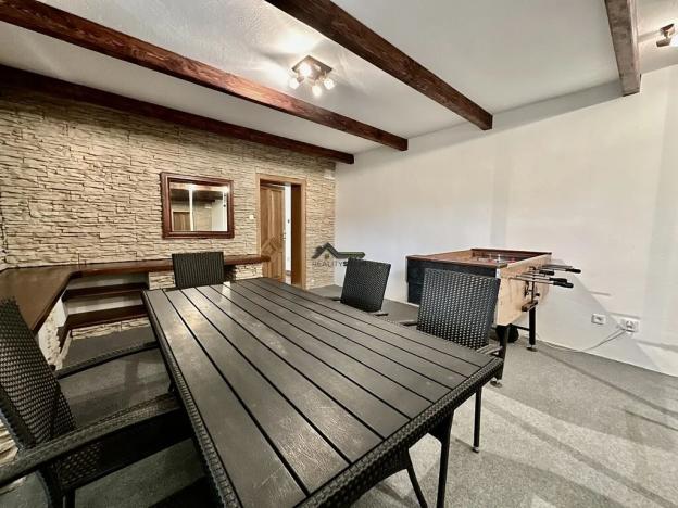 Prodej rodinného domu, Baška, 420 m2