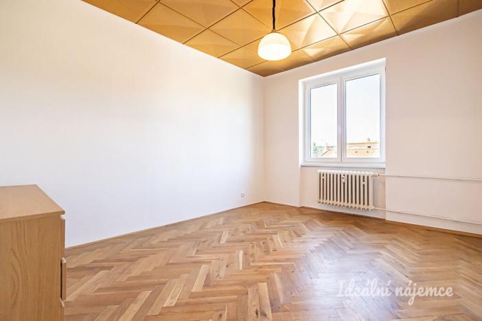 Pronájem bytu 2+1, Praha - Hloubětín, Mochovská, 54 m2