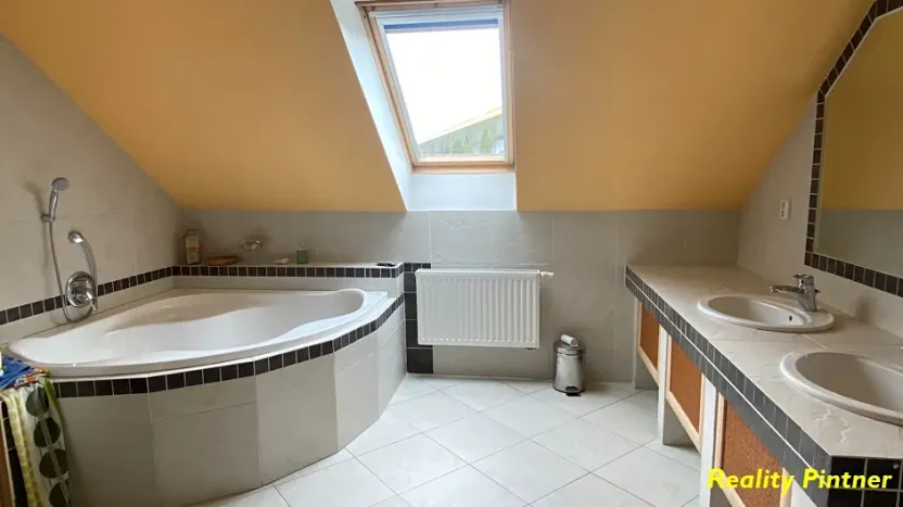 Prodej rodinného domu, Příbram, 207 m2