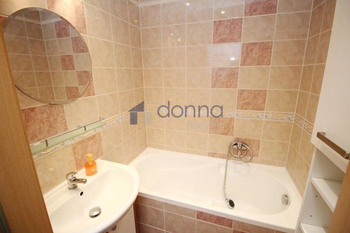 Pronájem bytu 2+1, Praha, Přesličková, 56 m2