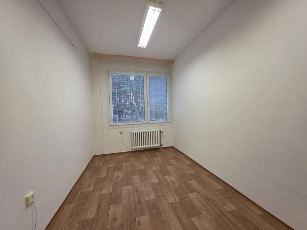 Pronájem kanceláře, Plzeň, Tachovská, 13 m2
