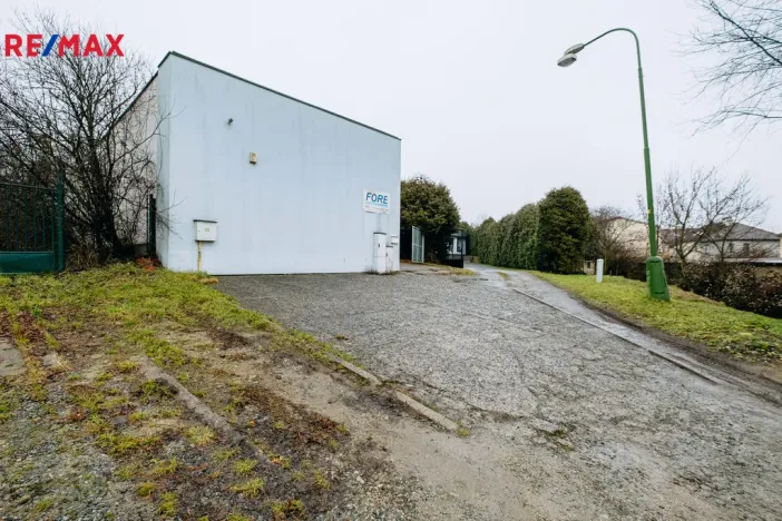 Prodej výrobních prostor, Třebíč - Borovina, Fibichova, 360 m2