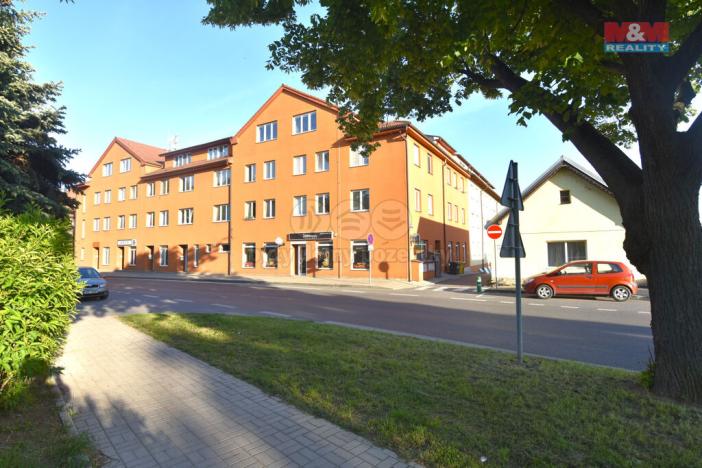 Pronájem bytu 1+kk, Šestajovice, Komenského, 32 m2