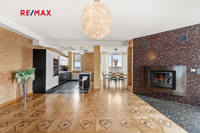 Prodej bytu 4+kk, Praha - Smíchov, Astlova, 187 m2