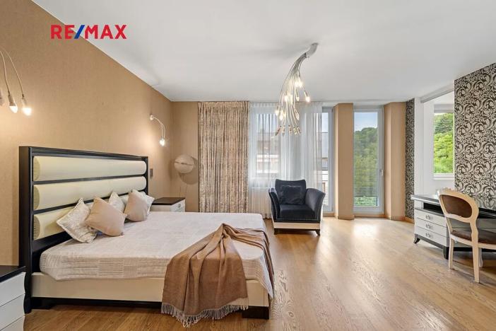 Prodej bytu 4+kk, Praha - Smíchov, Astlova, 187 m2