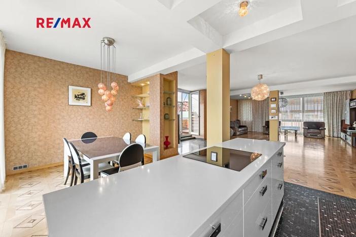 Prodej bytu 4+kk, Praha - Smíchov, Astlova, 187 m2