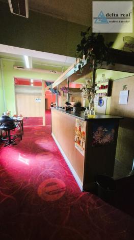 Pronájem obchodního prostoru, Šumperk, Hlavní třída, 141 m2