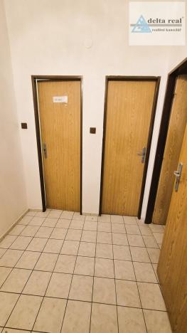 Pronájem obchodního prostoru, Šumperk, Hlavní třída, 141 m2