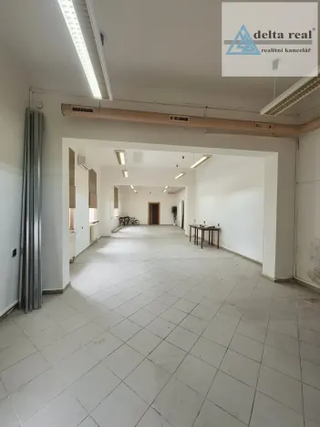 Pronájem obchodního prostoru, Šumperk, Hlavní třída, 141 m2