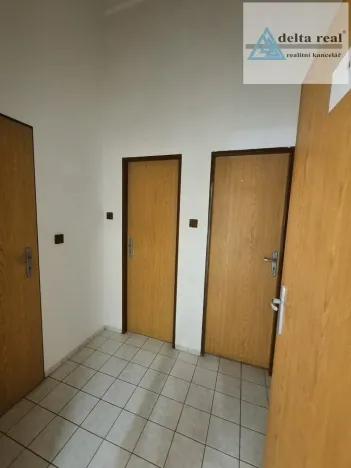 Pronájem obchodního prostoru, Šumperk, Hlavní třída, 141 m2