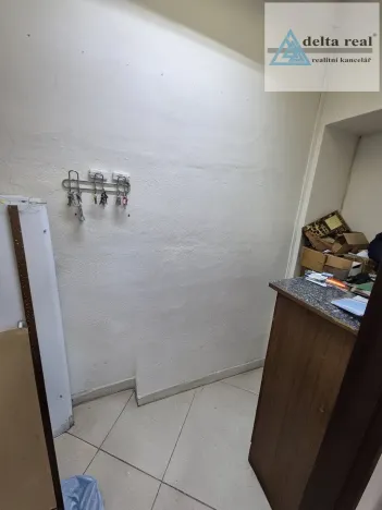 Pronájem obchodního prostoru, Šumperk, Hlavní třída, 141 m2