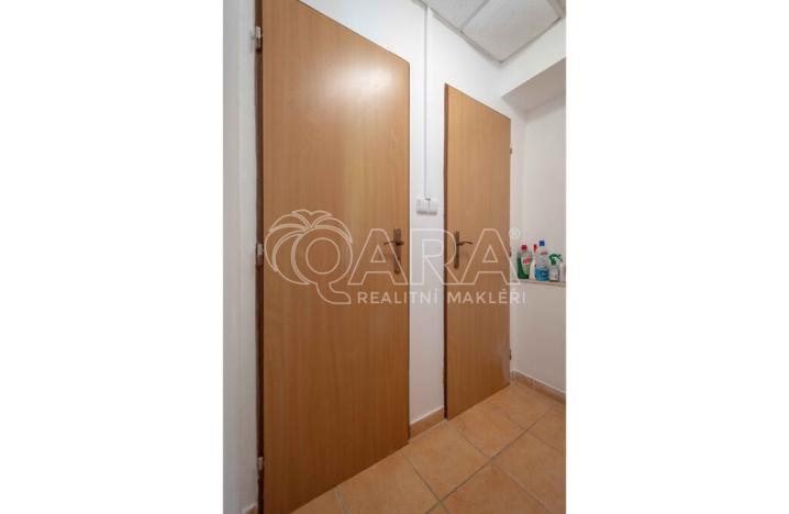 Pronájem skladu, Mělník, Kokořínská, 249 m2