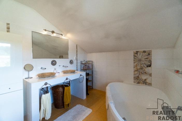 Prodej rodinného domu, Staré Hrady, 175 m2