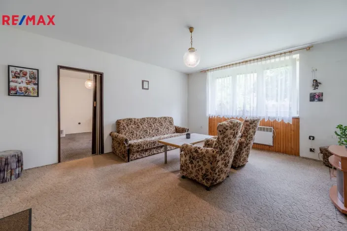 Prodej bytu 4+1, Horoměřice, K Bytovkám, 94 m2