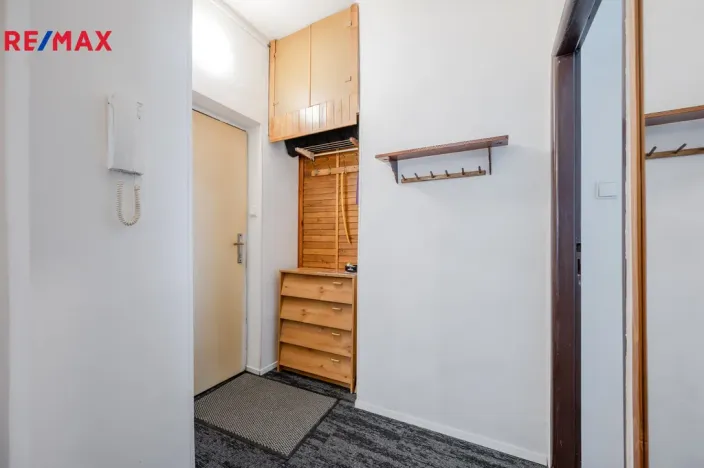 Prodej bytu 4+1, Horoměřice, K Bytovkám, 87 m2