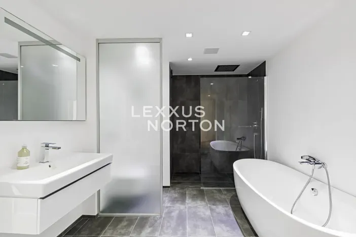 Prodej bytu 5+kk, Praha - Bubeneč, Jaselská, 192 m2