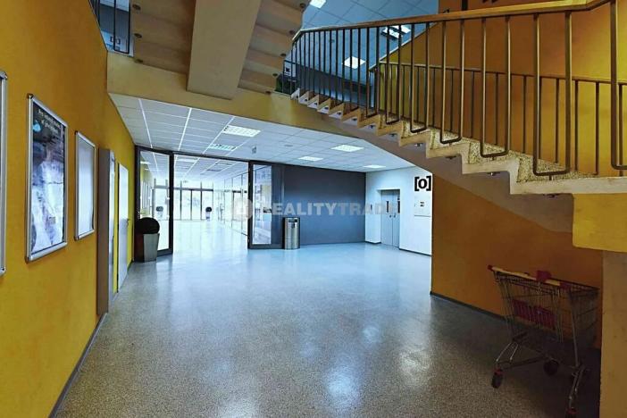 Pronájem obchodního prostoru, Strakonice, Bezděkovská, 58 m2