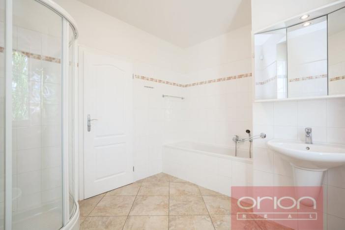 Pronájem rodinného domu, Průhonice, Pod Valem II., 300 m2