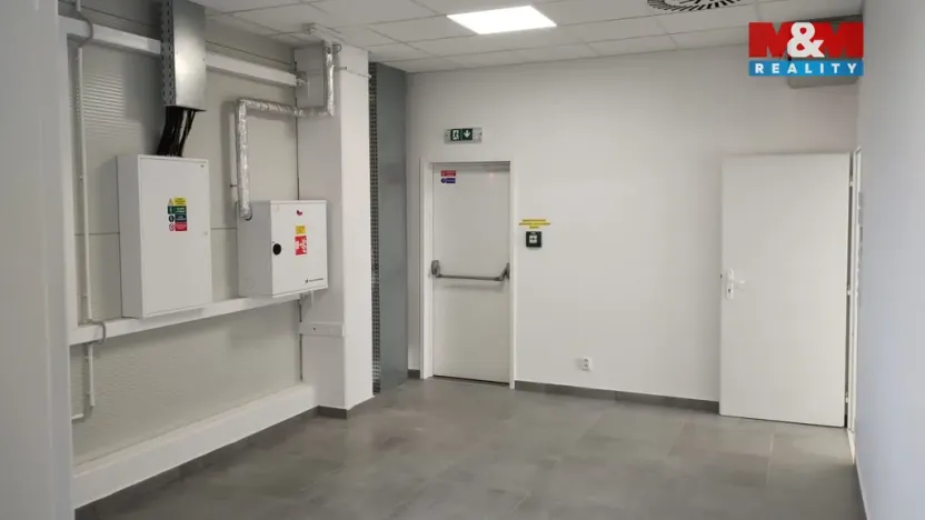 Pronájem obchodního prostoru, Jablunkov, Nádražní, 300 m2