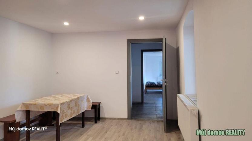 Prodej vícegeneračního domu, Vrutice - Svařenice, 1143 m2