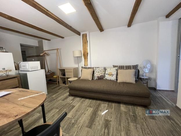 Prodej apartmánu, Hlohovec, Hlavní, 267 m2