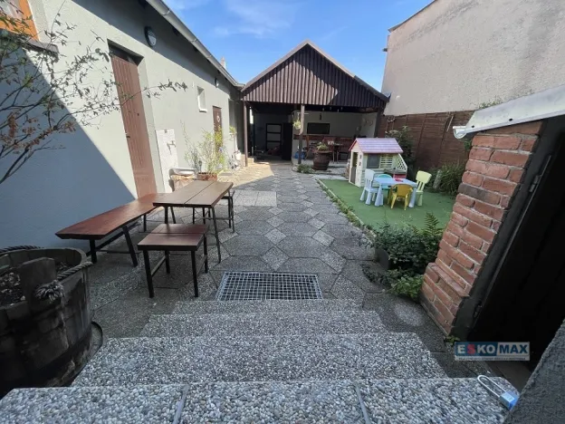 Prodej apartmánu, Hlohovec, Hlavní, 267 m2