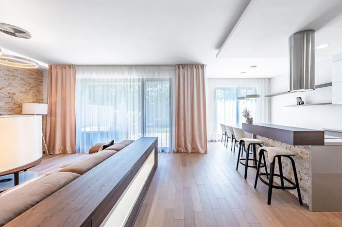 Pronájem bytu 4+kk, Praha - Vysočany, Svatošových, 126 m2
