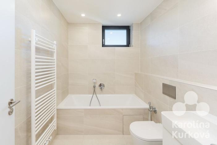 Pronájem bytu 2+kk, Praha, Muzikova, 60 m2