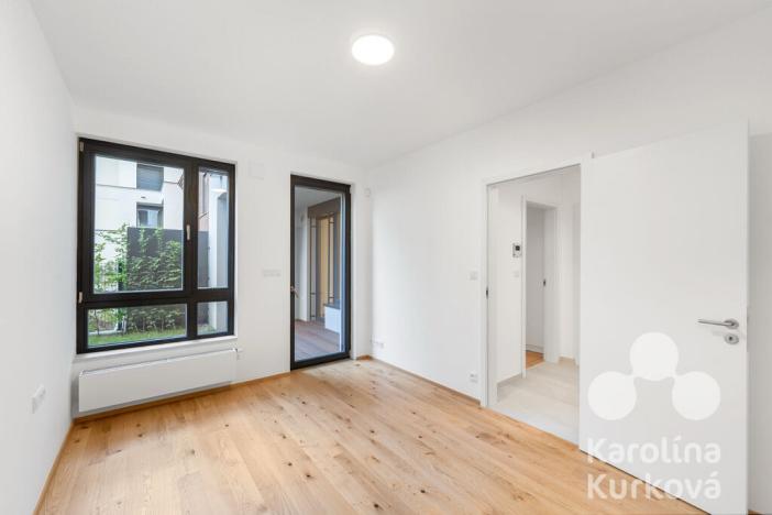 Pronájem bytu 2+kk, Praha, Muzikova, 60 m2