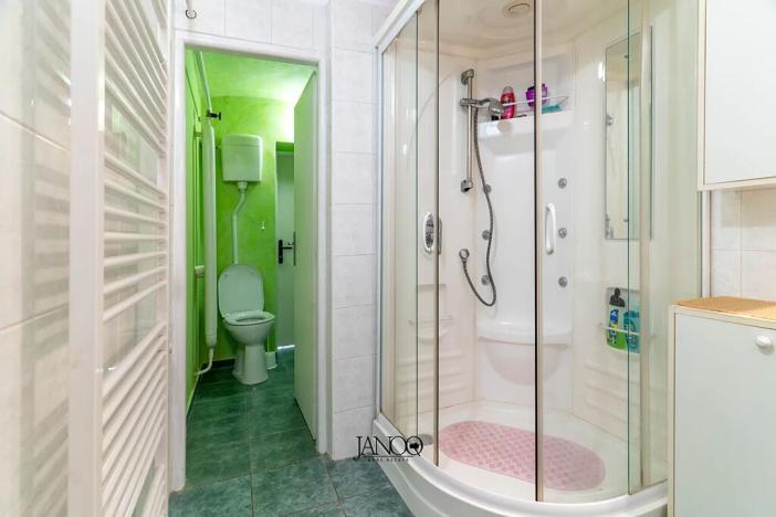 Prodej rodinného domu, Hovorany, 180 m2