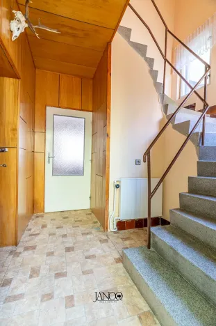 Prodej rodinného domu, Hovorany, 180 m2