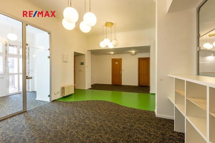 Prodej činžovního domu, Praha - Nové Město, Na bojišti, 728 m2