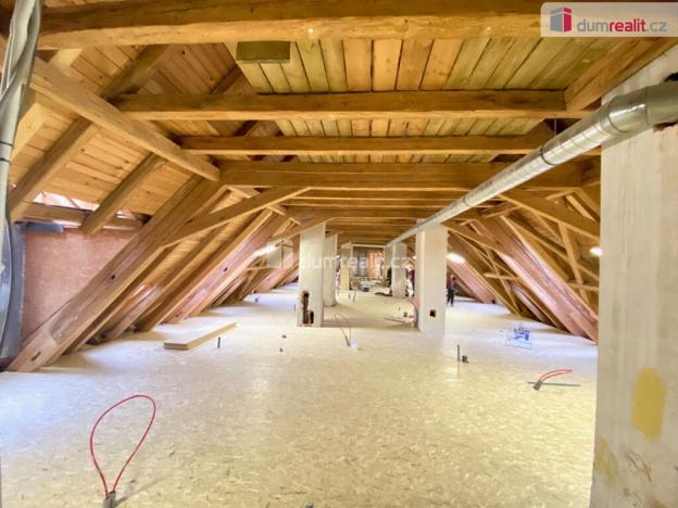 Pronájem kanceláře, Praha - Nové Město, Národní, 137 m2