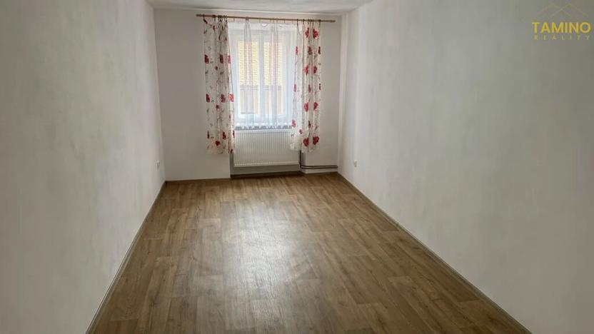 Pronájem bytu 2+kk, Moravské Budějovice, nám. Míru, 55 m2