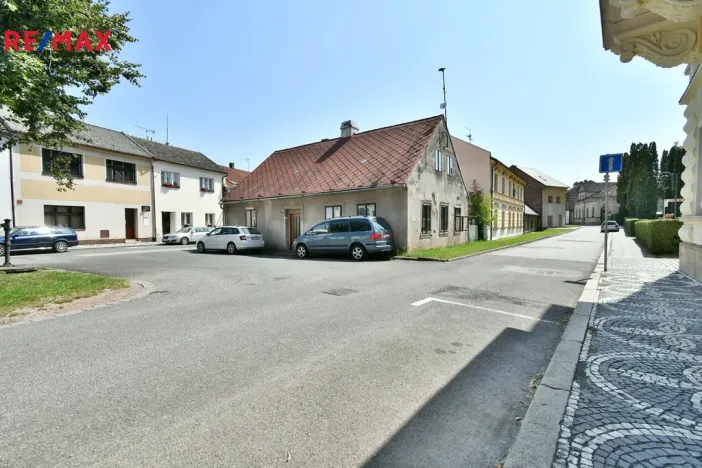 Prodej rodinného domu, Lázně Bělohrad, Malé náměstí, 82 m2