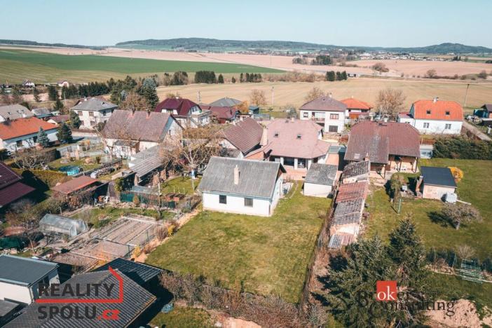 Prodej rodinného domu, Litohlavy, 340 m2