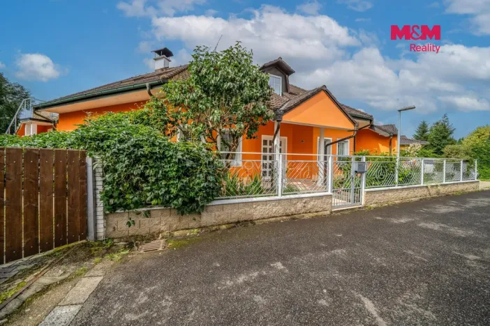 Prodej rodinného domu, Karlovy Vary - Tašovice, U Ohře, 540 m2